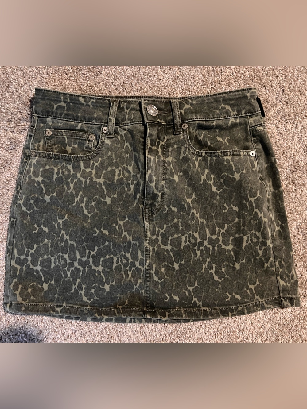 American Eagle Outfitters Mini Skirt Size 6 Next Level Stretch
